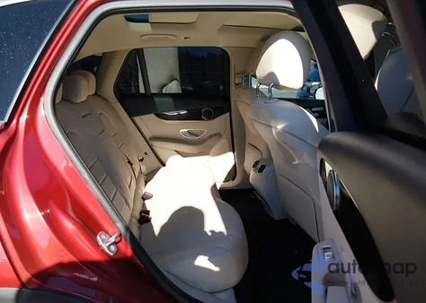 2018 Mercedes-Benz Glc 300 из США, поврежденный, VIN WDC0G4JB5JV108745